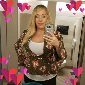 Meet your Posher, Jen